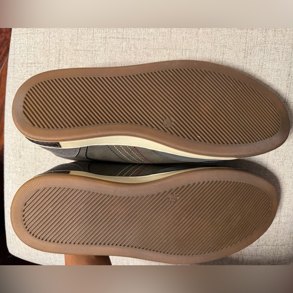 Jousen Milan Men's Sneakers, Classic Casual Leather Shoes - Picture 5 of 5